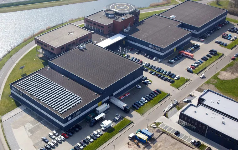 PlantionHeli_085_small