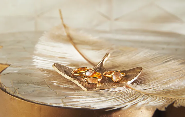 ROSE_QUARTZ_EARRINGS_small